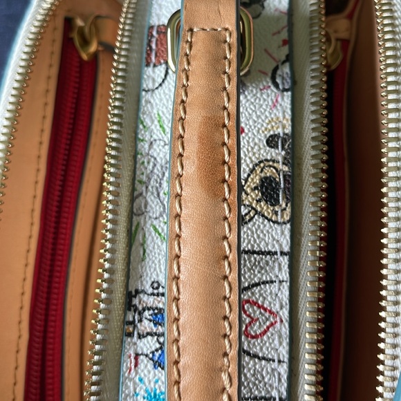 Disney Dooney Ambler Dog Sketch Crossbody Purse - Picture 9 of 10